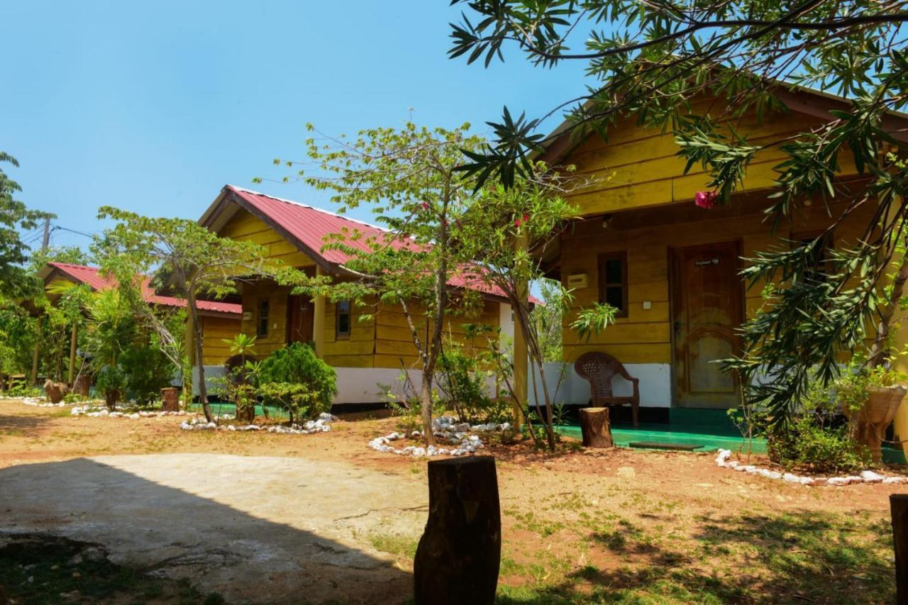Sunntop Cabana Trincomalee Exterior foto