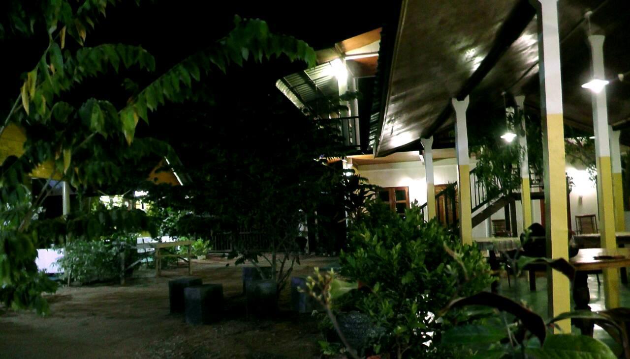 Sunntop Cabana Trincomalee Exterior foto